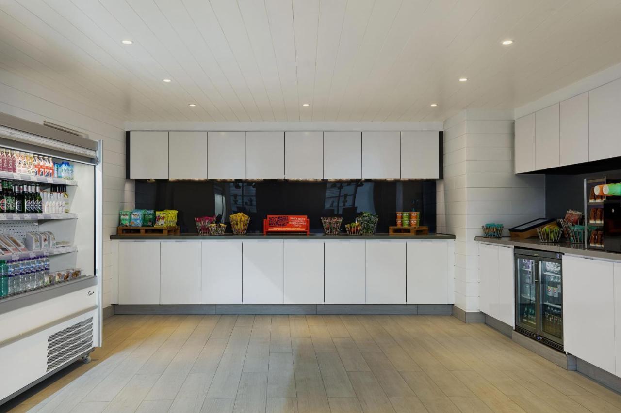 Aloft London Excel Hotel Bagian luar foto